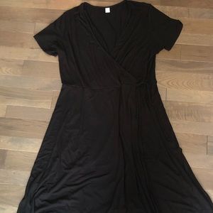 Black Old Navy Surplice Dress